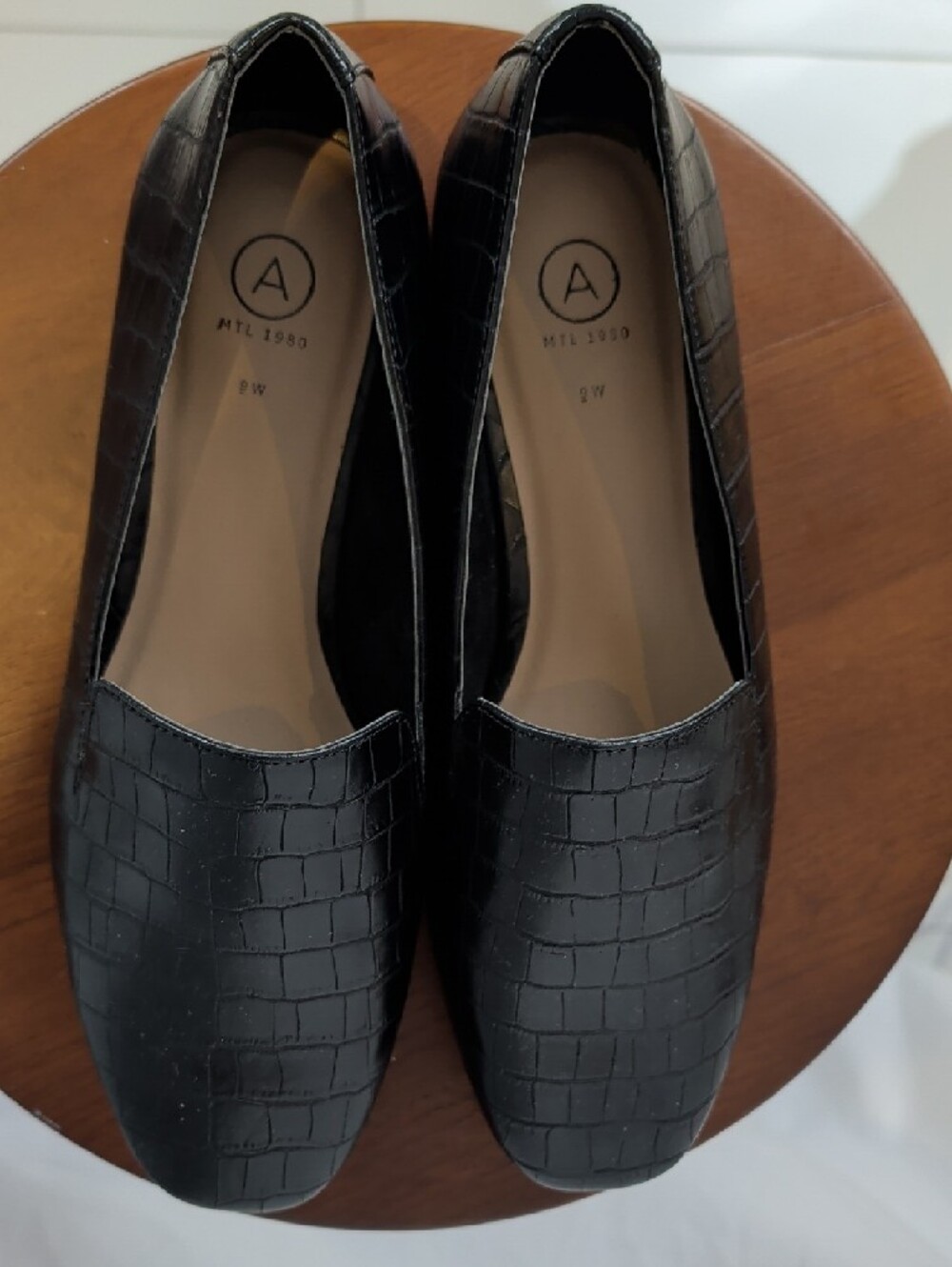 NWT Chic Black Croc-Embossed Pointy Toe Flats – Brand New size 9W - Picture 5 of 12